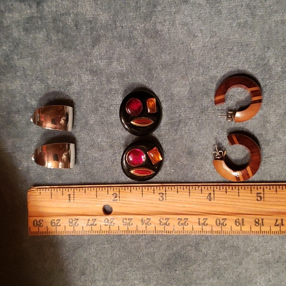 Lot of 3 Vintage Earrings - Picture 1 of 2